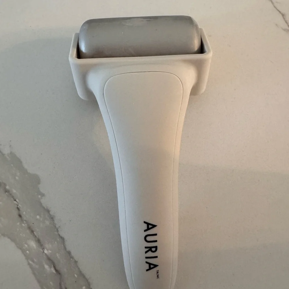 🆓 with purchase Cooling Face & Body Roller - Picture 2 of 4